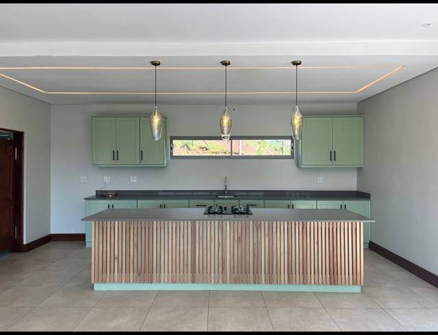 4 BEDROOM HOUSE FOR SALE IN ZINI RIVER ESTATE